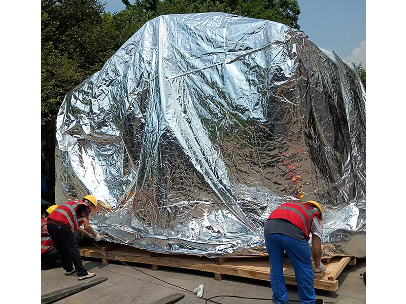 鋰電新能源設備真空包裝